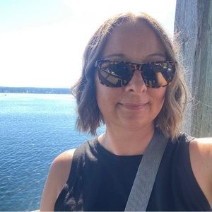 Meet your Posher, Corrina